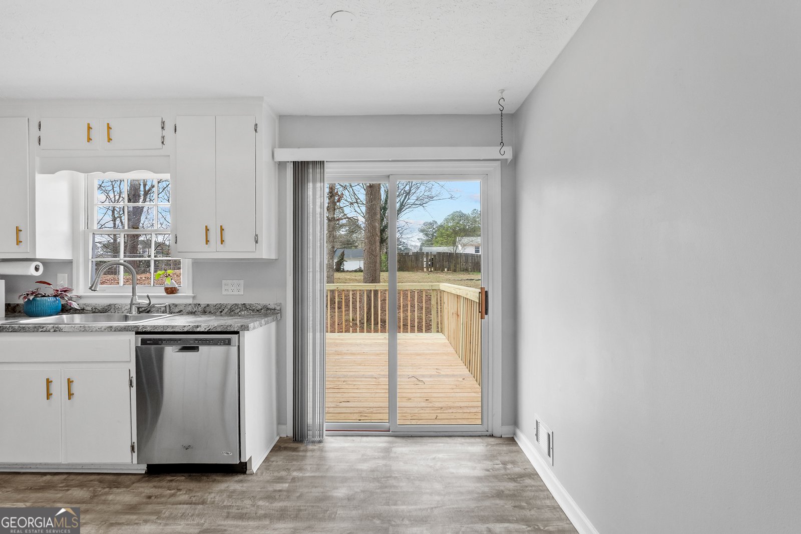 4445 Shiloh Court Kennesaw - Photo 14