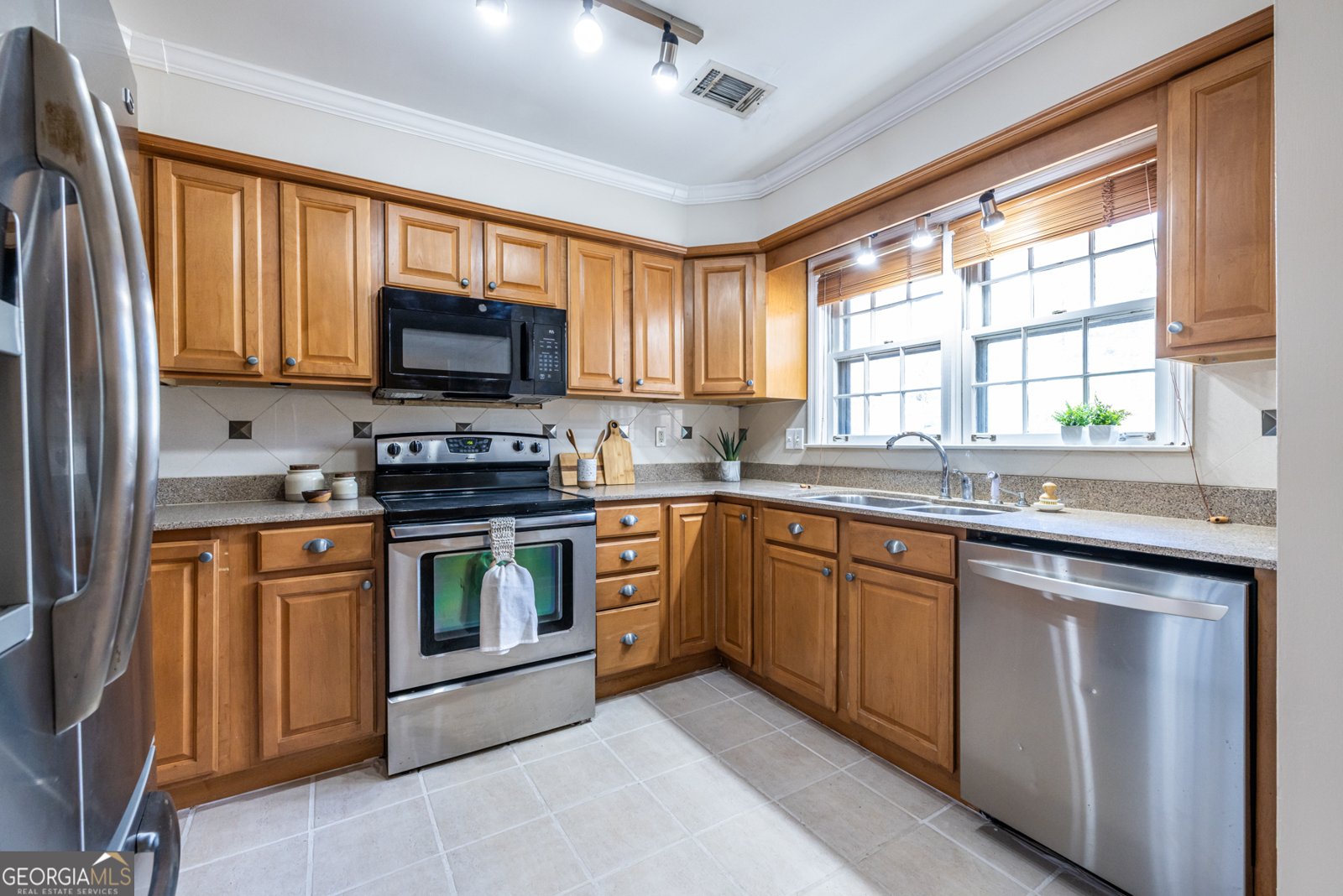 2404 Northlake Court Atlanta - Photo 17