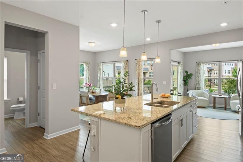 743 Brecklin ln Woodstock - Photo 8