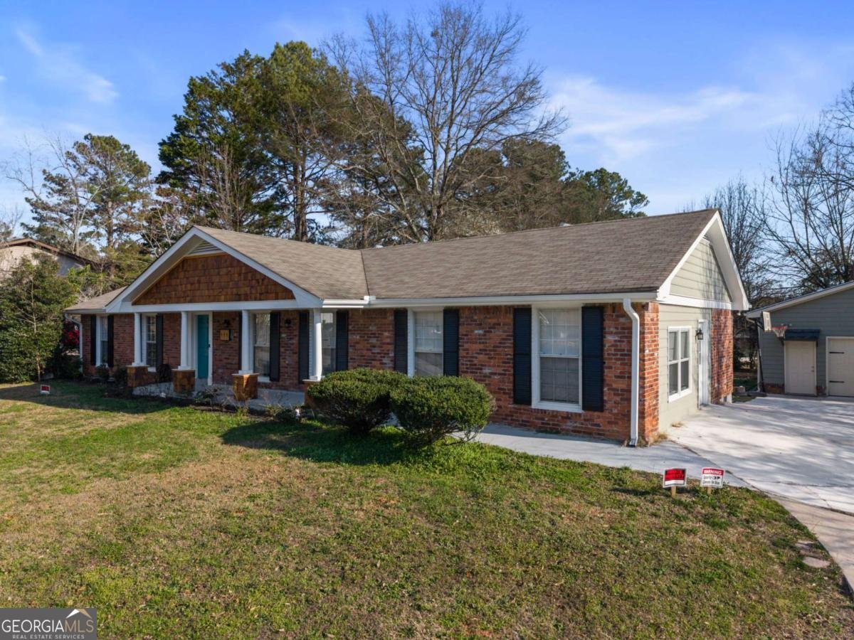 599 Honey Creek Road Conyers - Photo 1