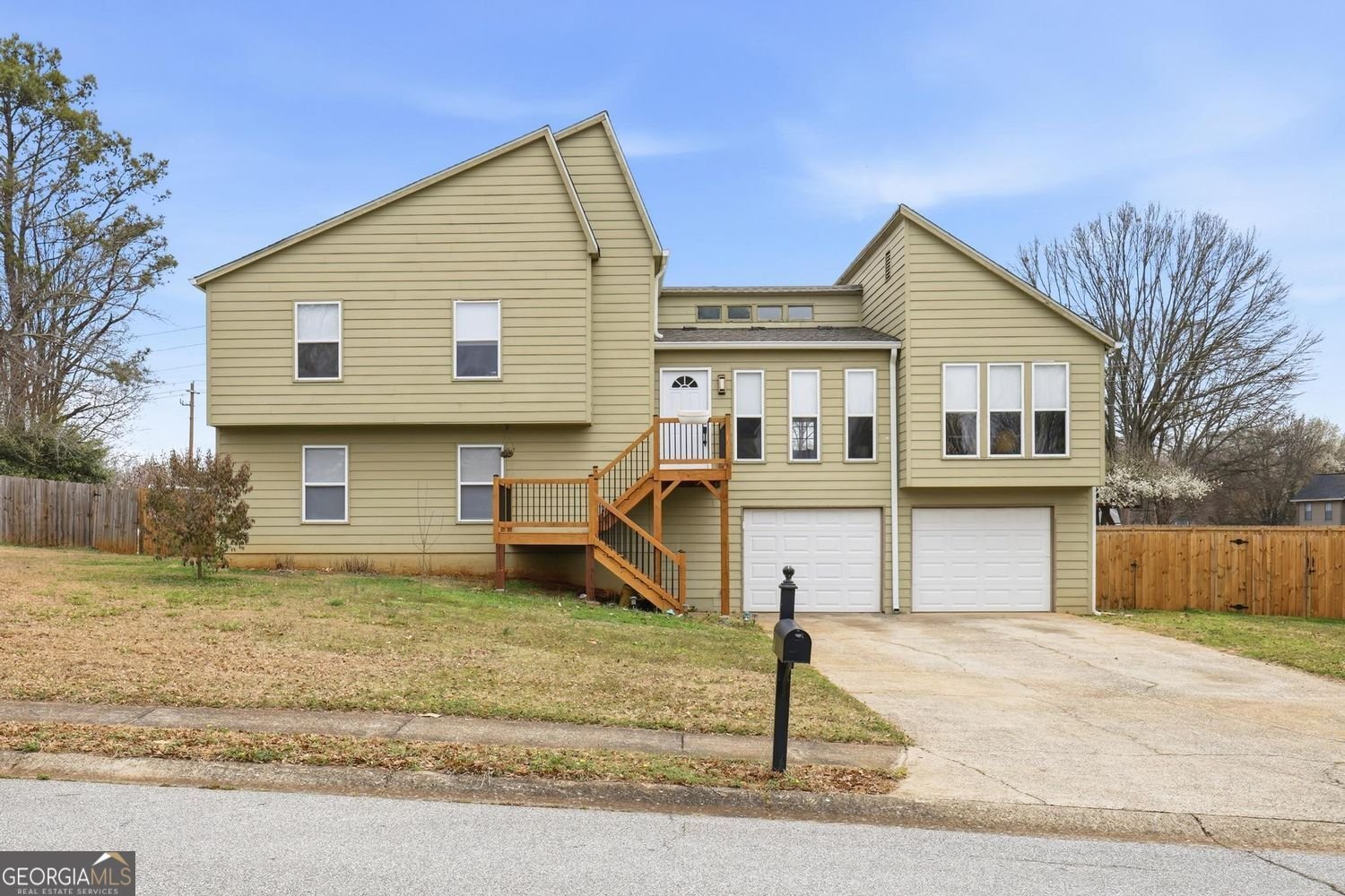 2560 Blakely Court Marietta - Photo 1