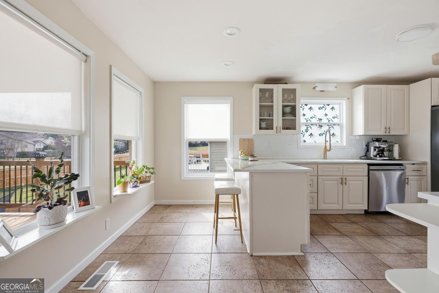 2560 Blakely Court Marietta - Photo 8