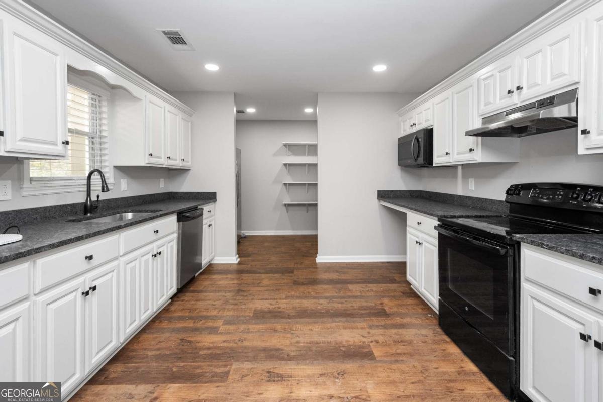 741 Robert Williams Road Pine Mountain - Photo 9