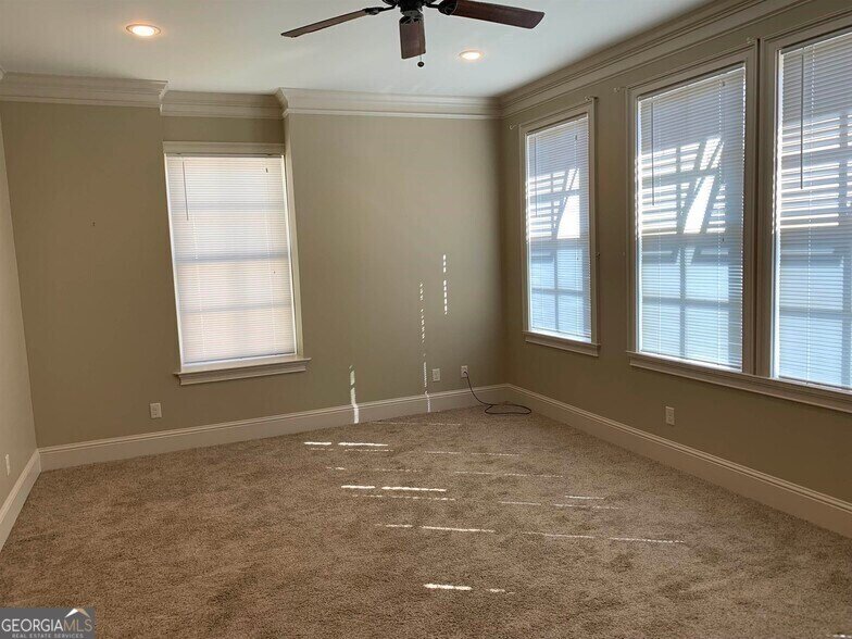 1041 Village Park Drive Greensboro - Photo 8