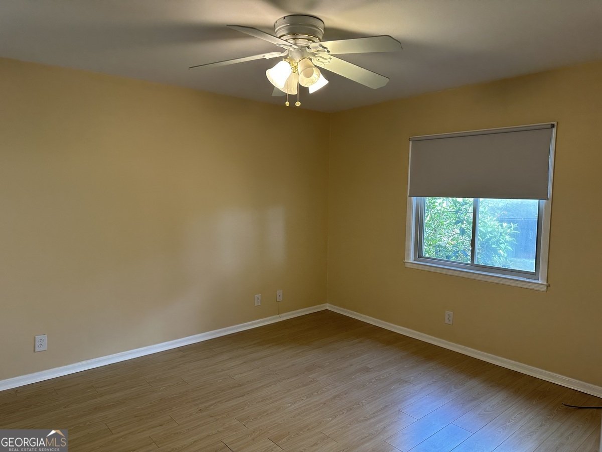 654 Willow Creek Drive Macon - Photo 11