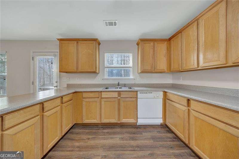 150 Hidden Lake Circle Canton - Photo 9