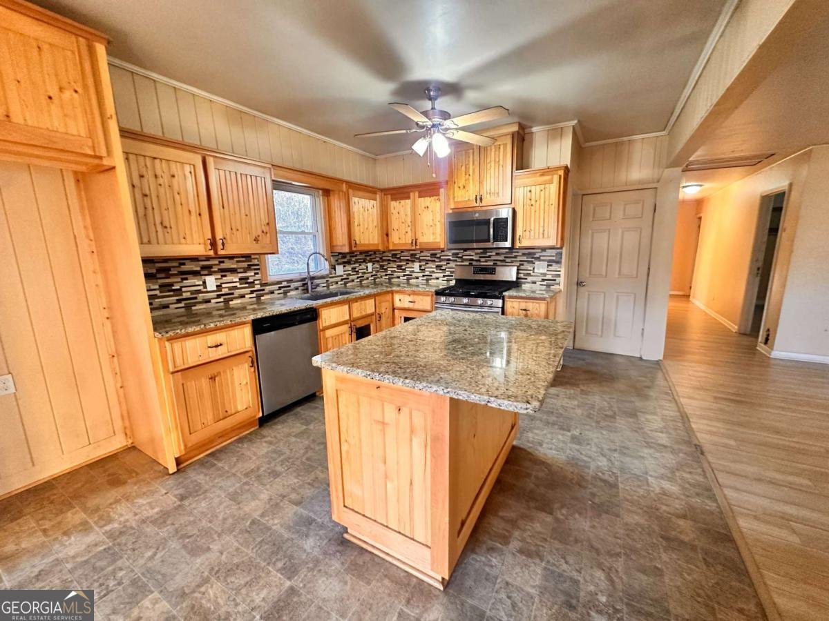 181 Barnyard Lane Clayton - Photo 11