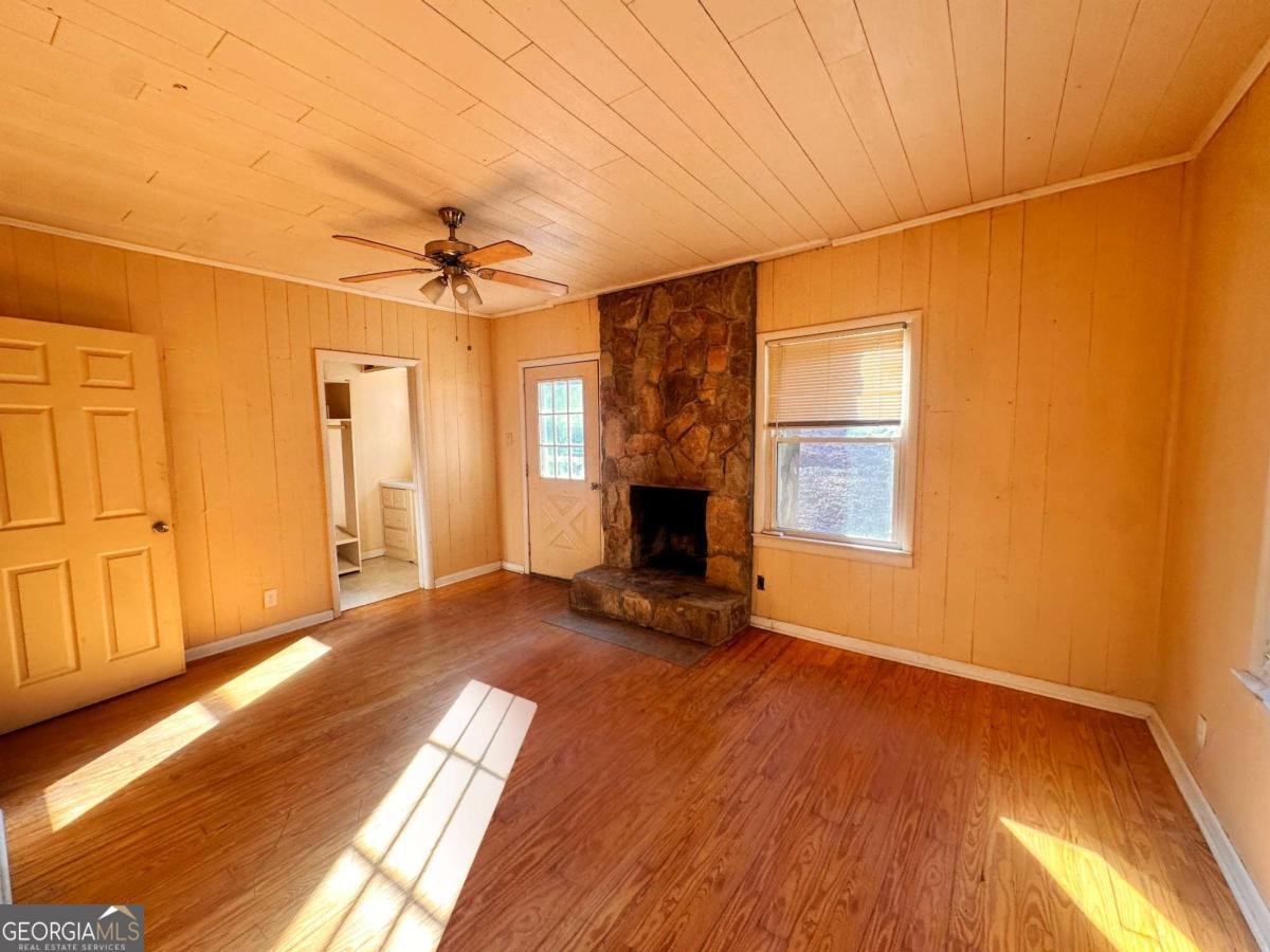 181 Barnyard Lane Clayton - Photo 18