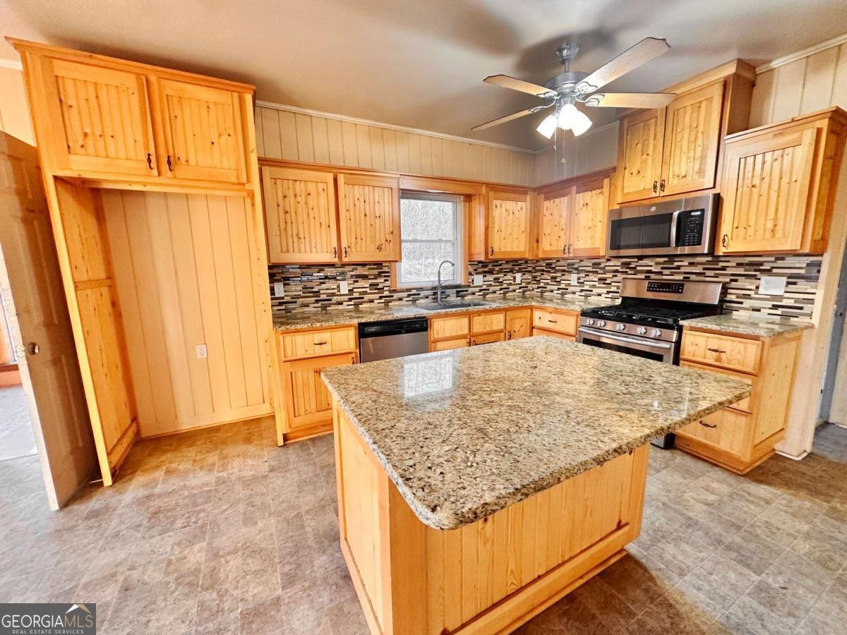 181 Barnyard Lane Clayton - Photo 8