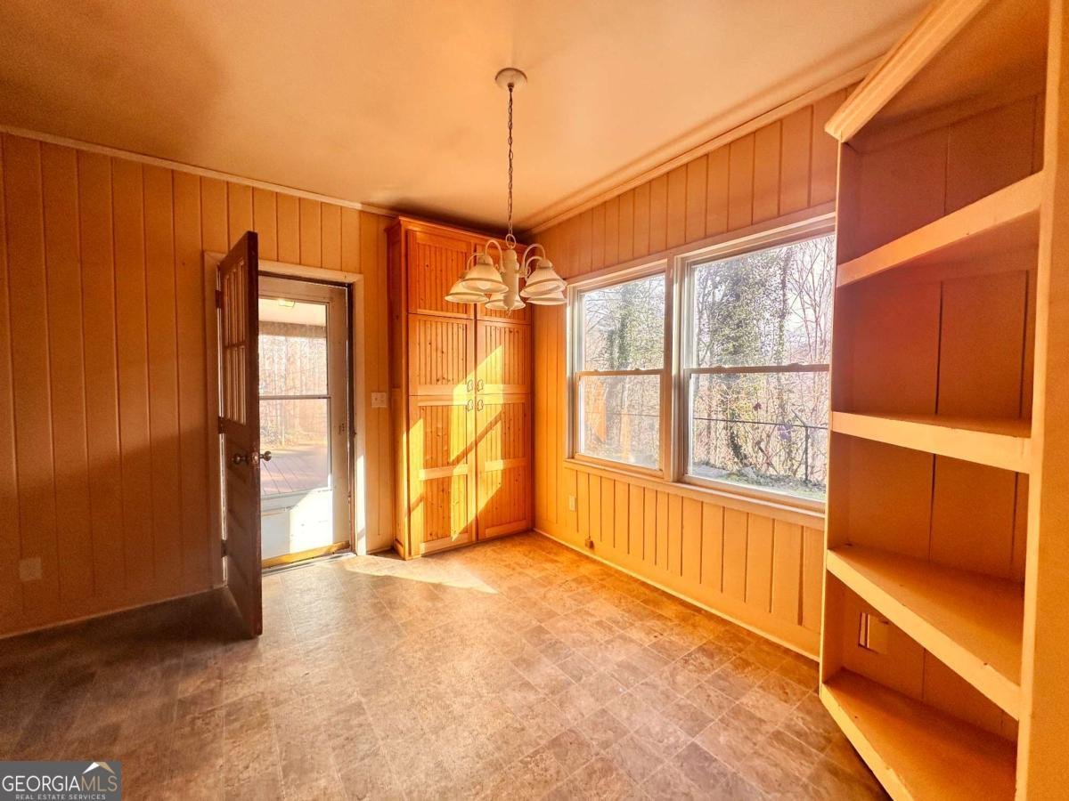 181 Barnyard Lane Clayton - Photo 9