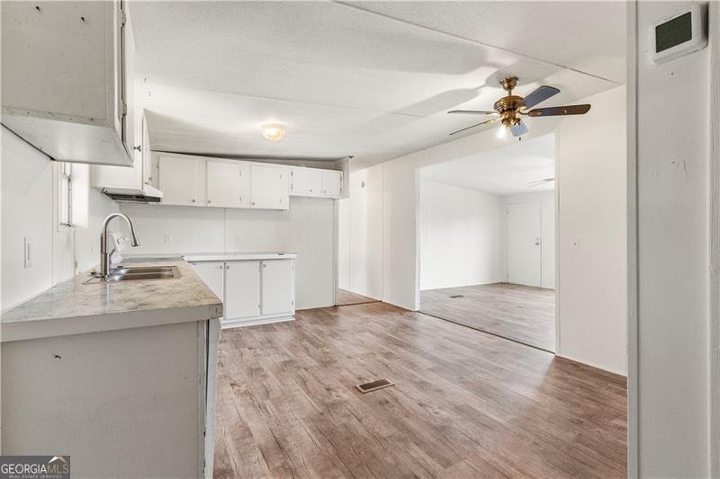 123 Center Grove Drive Cleveland - Photo 8