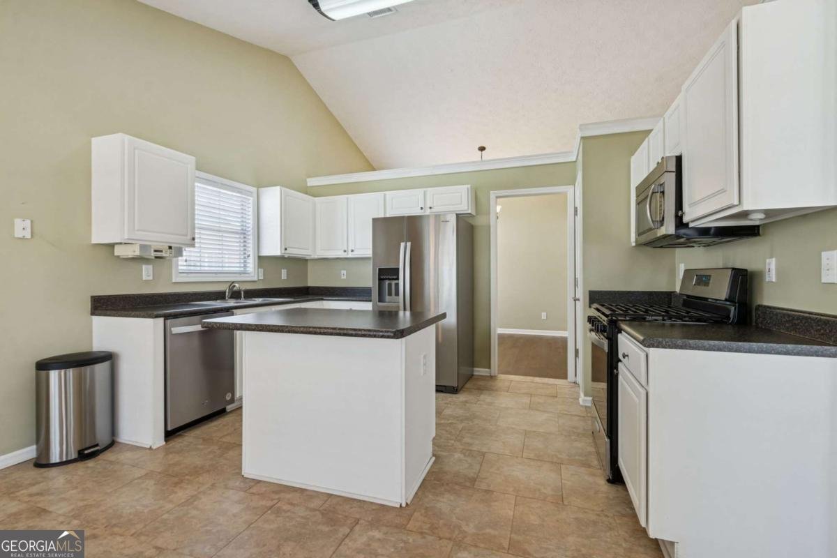 3350 Hampton Trace Court Buford - Photo 17