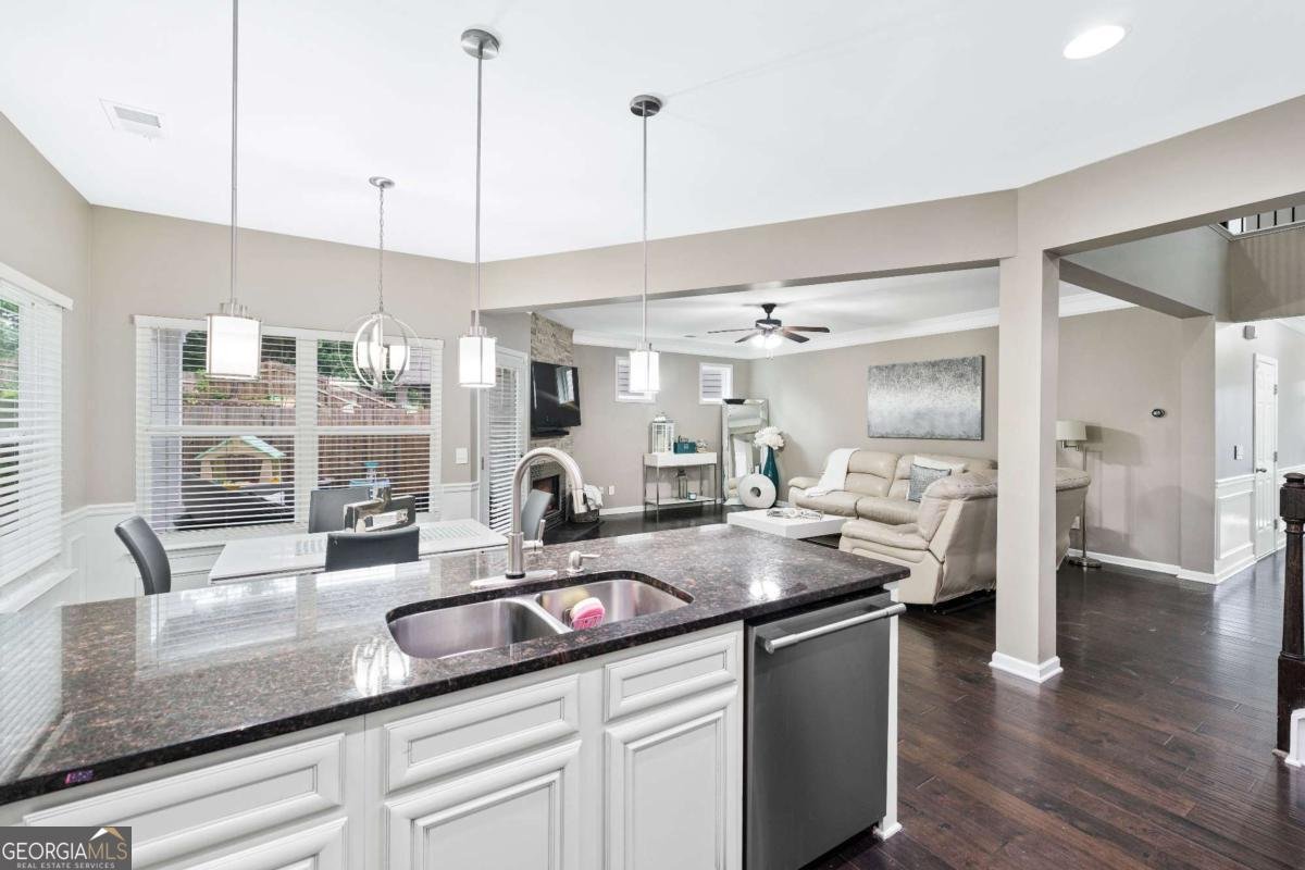 2939 Woodward Down Trail Buford - Photo 8