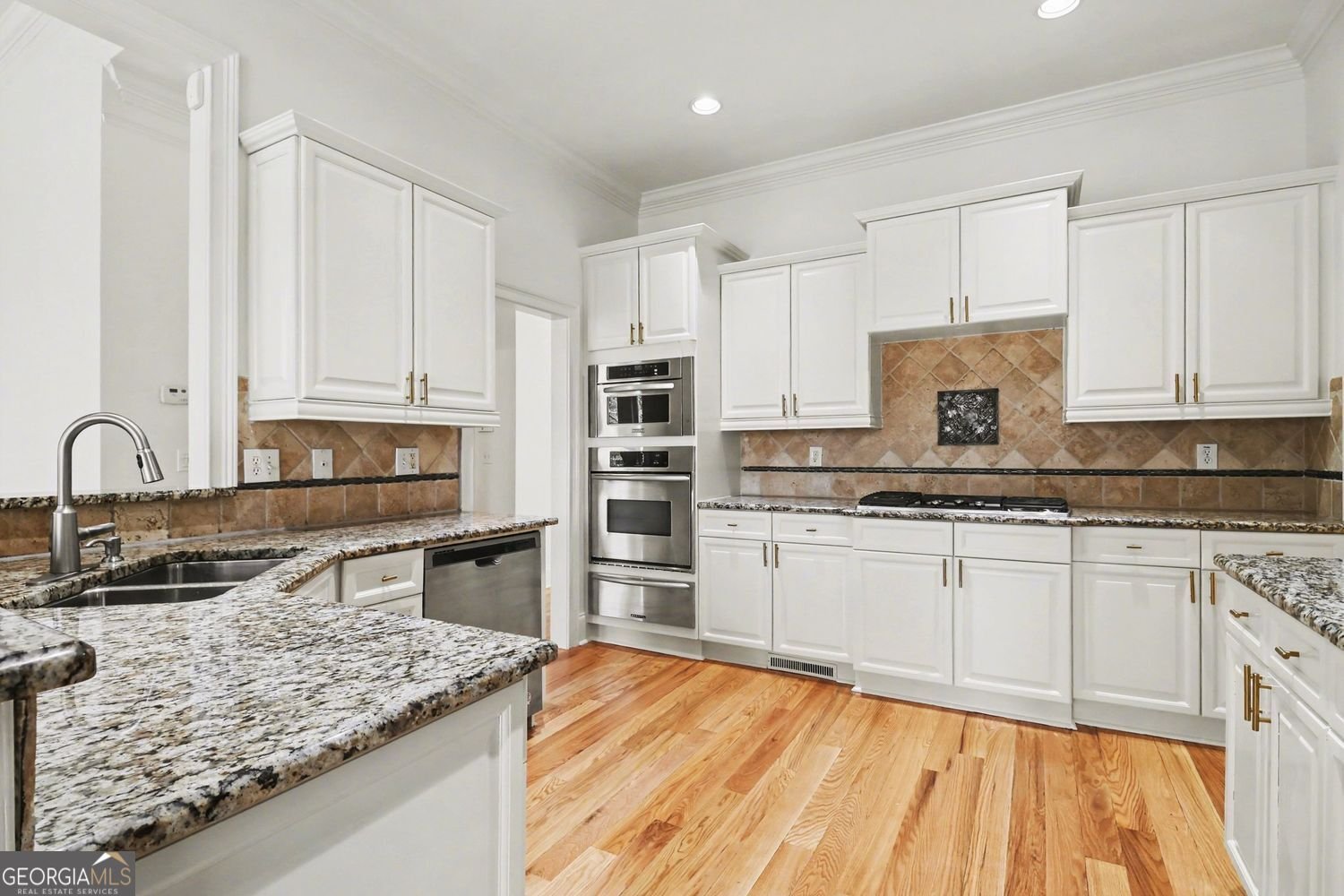 4140 Spalding Drive Atlanta - Photo 18