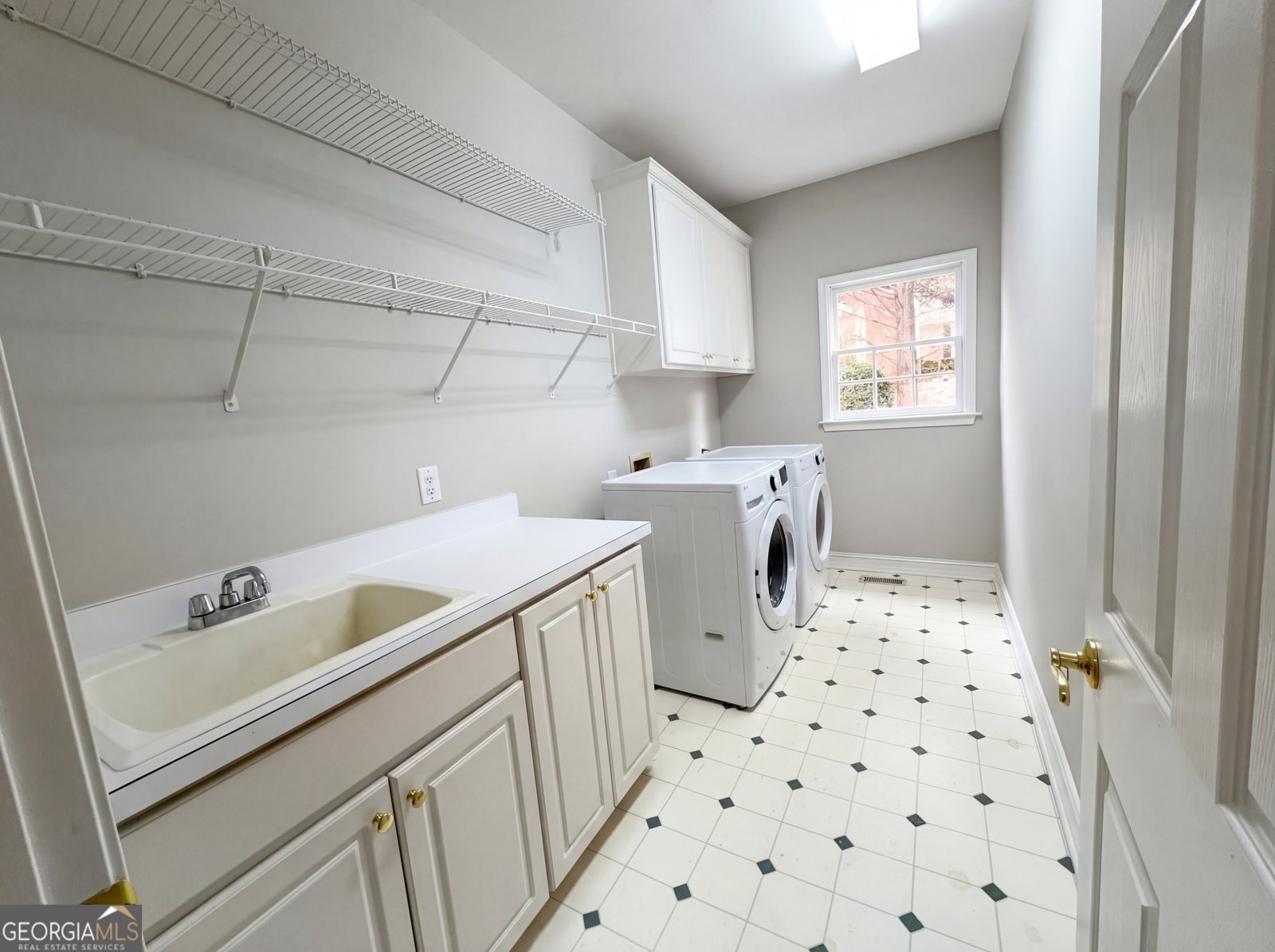 7020 Sweet Creek Road Johns Creek - Photo 12