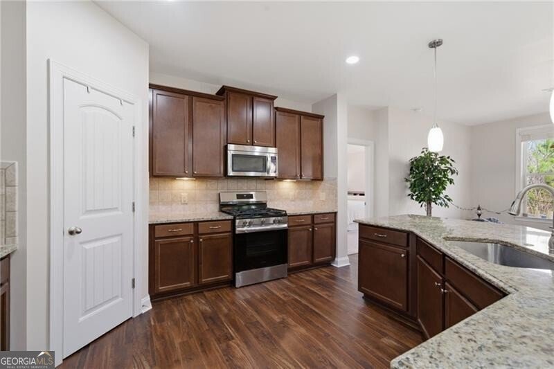 6180 Bluff Heights Drive Cumming - Photo 17