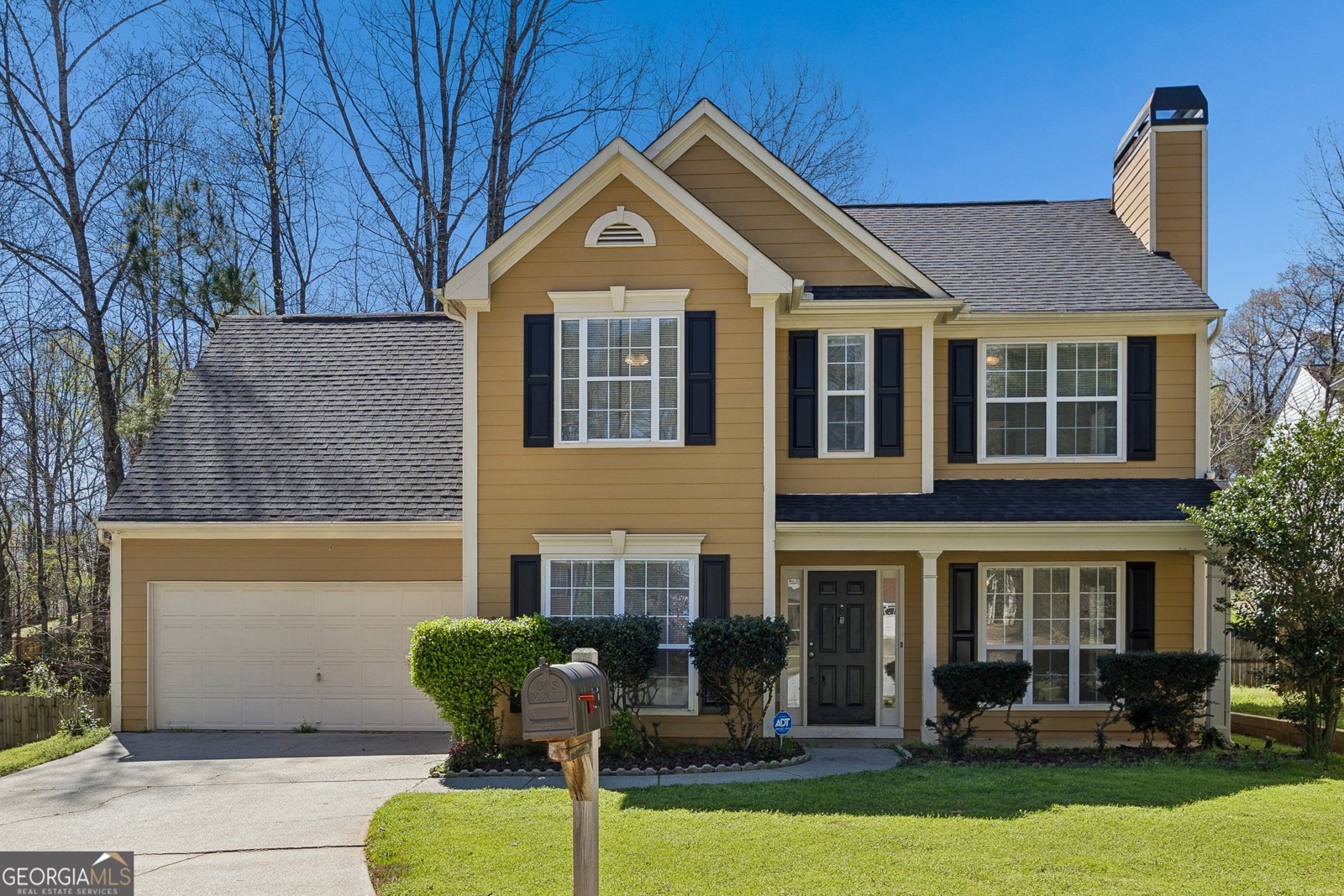 390 Manor Glen Drive Suwanee - Photo 1