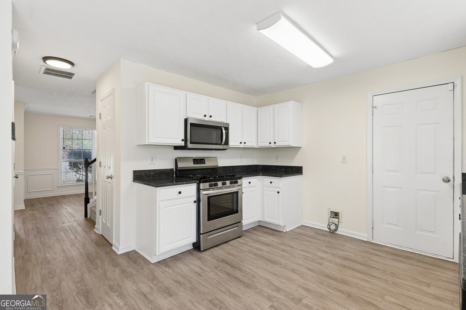 390 Manor Glen Drive Suwanee - Photo 15