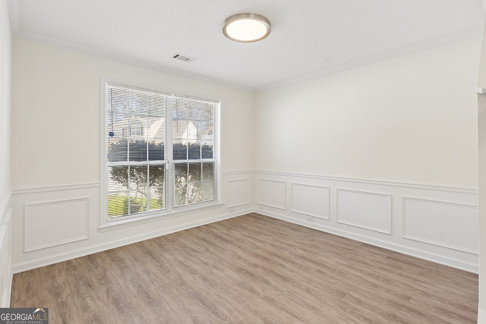 390 Manor Glen Drive Suwanee - Photo 6