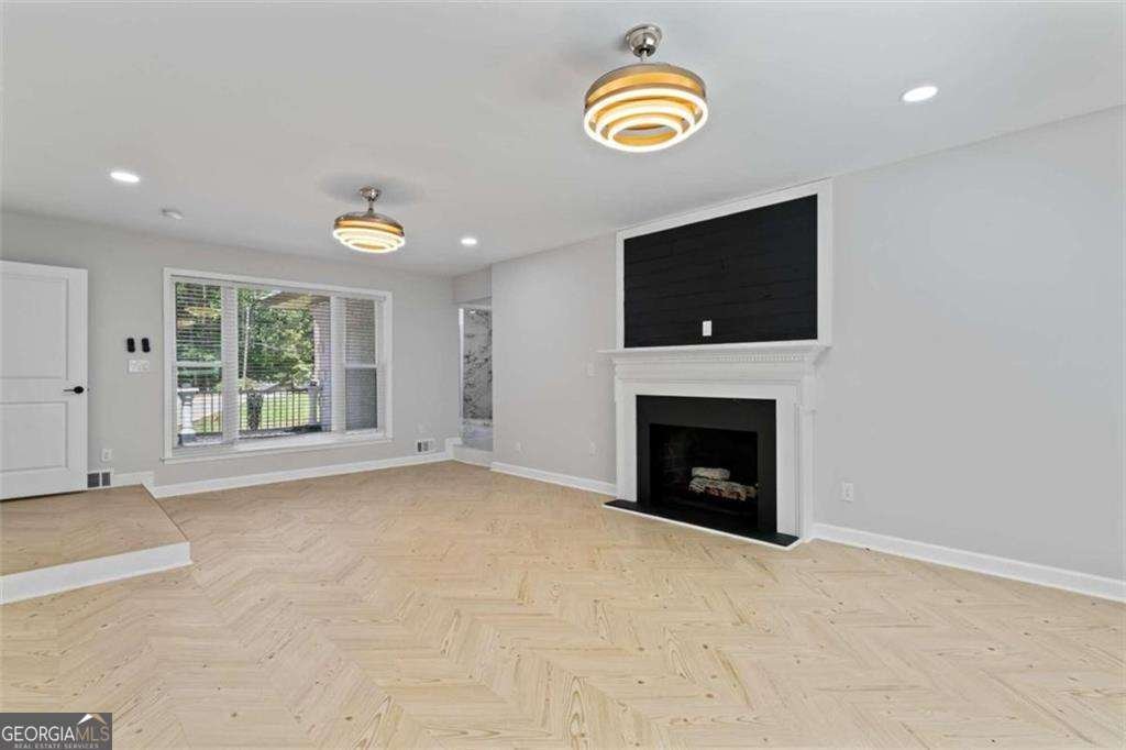 2023 Stoneleigh Drive Stone Mountain - Photo 12