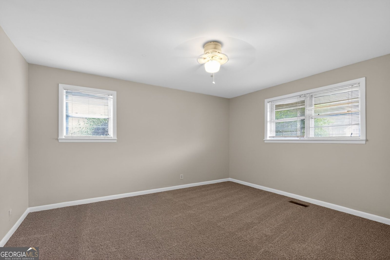 2780 London Berry Court Snellville - Photo 7