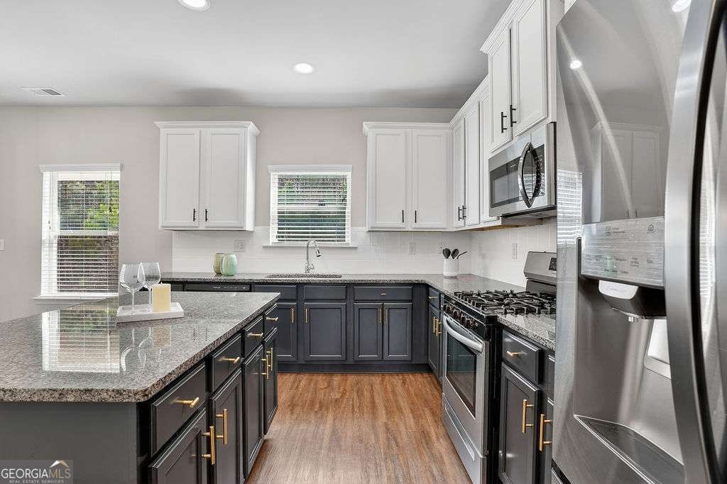 7567 Rudder Circle Fairburn - Photo 8