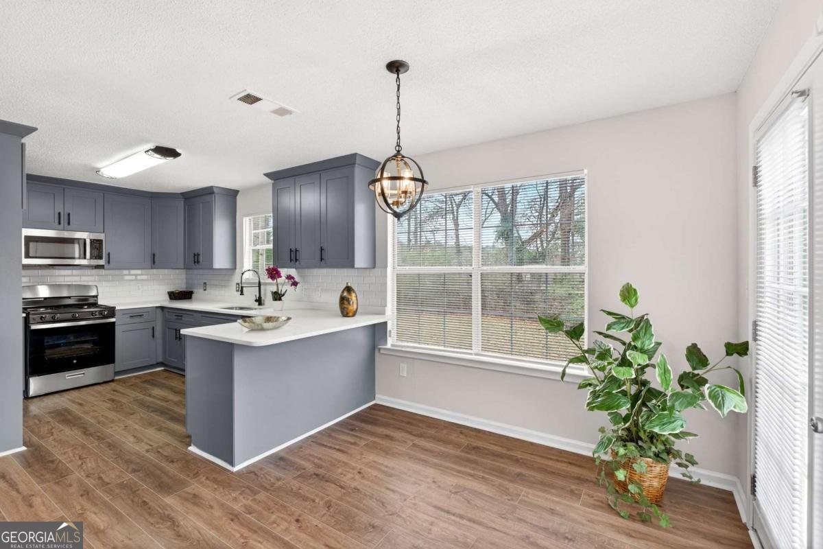 8218 Mahogany Lane Stonecrest - Photo 14