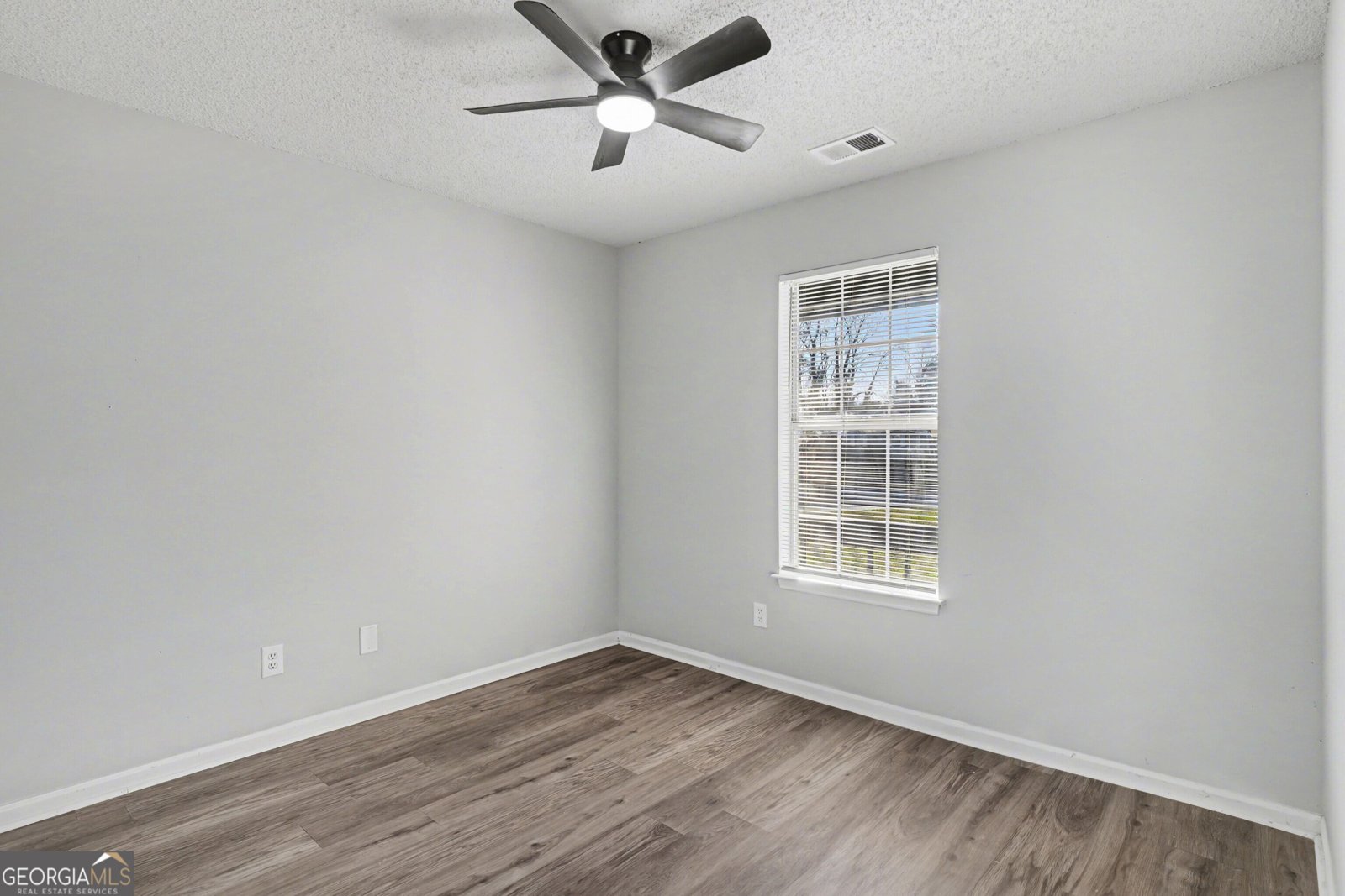 79 Waterview Drive Stockbridge - Photo 11