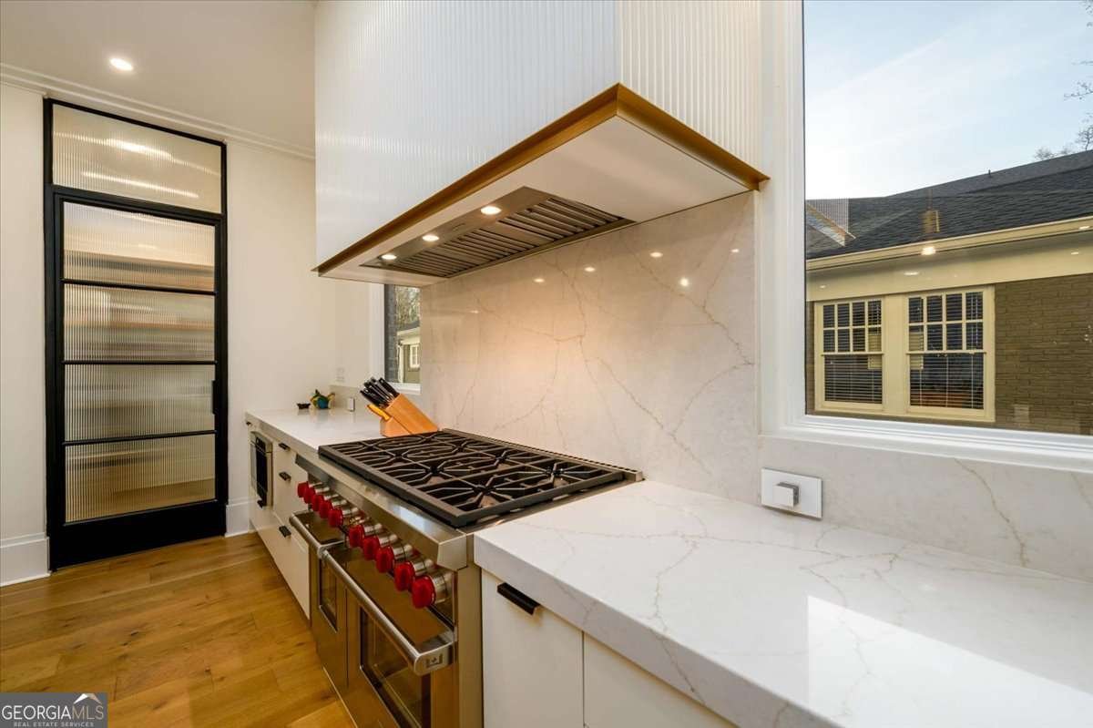 864 Courtenay Drive Atlanta - Photo 16