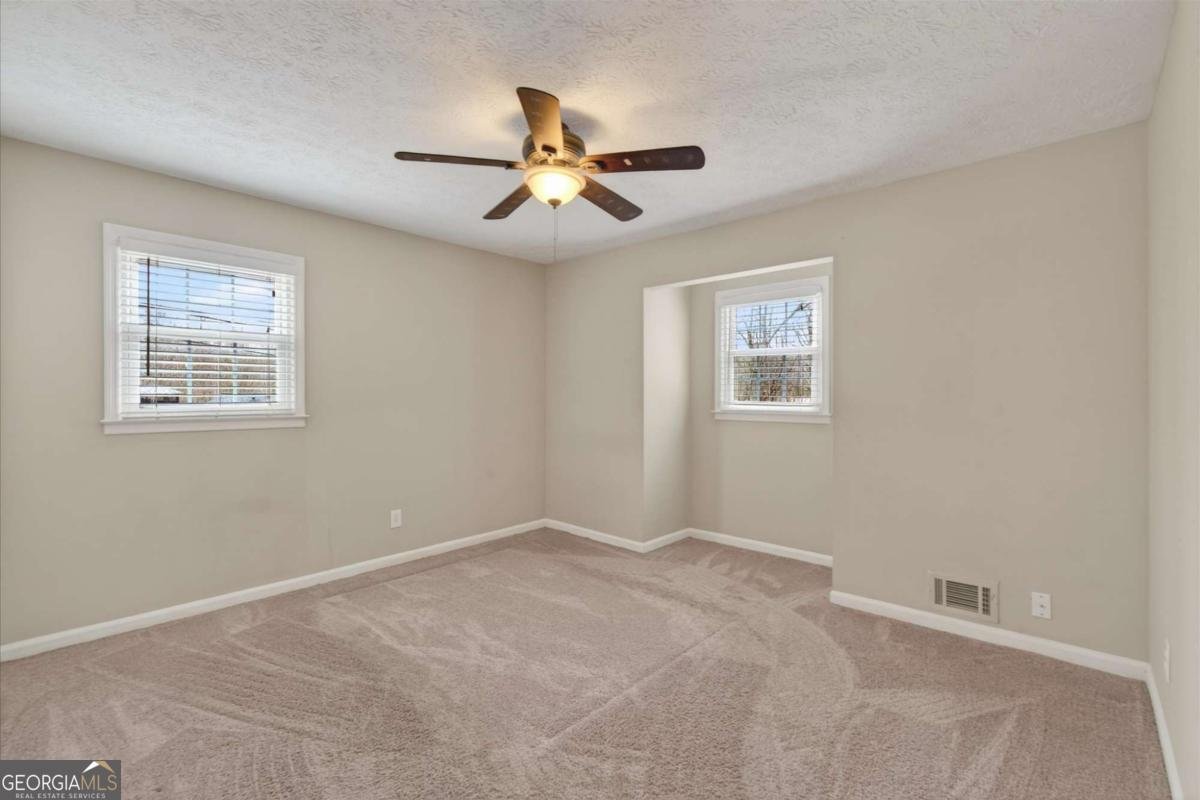 155 Chickasaw Run Woodstock - Photo 37