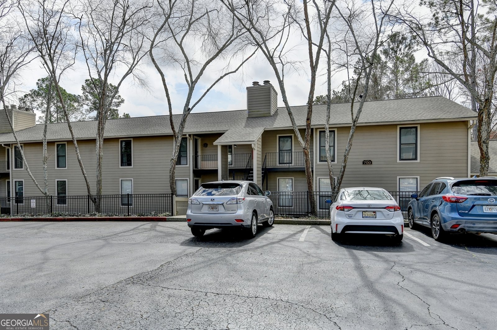 711 River Mill Circle Roswell - Photo 1