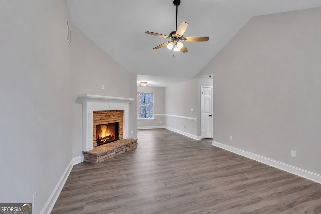 405 Azalea Drive Stockbridge - Photo 6