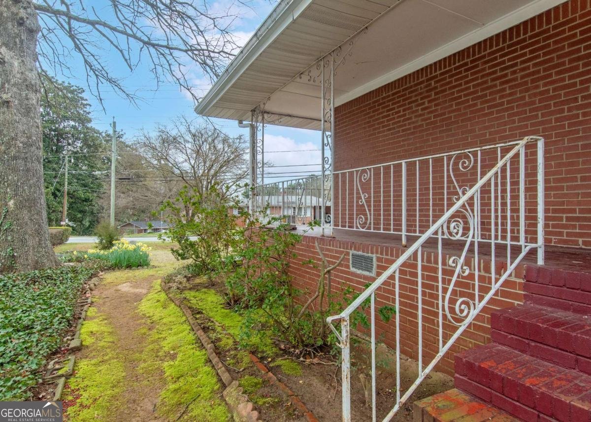 656 Bolton Road Atlanta - Photo 6