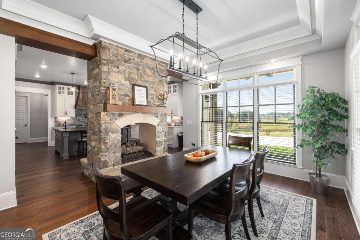 938 Austin Road Winder - Photo 10