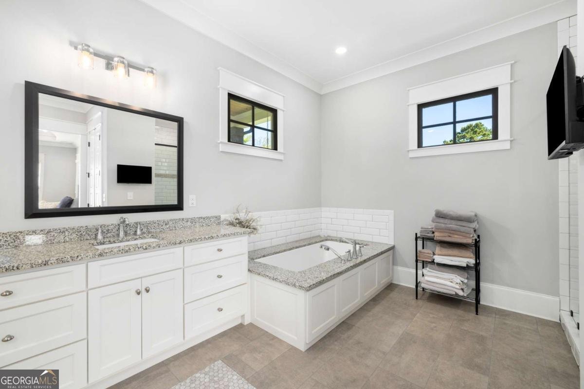 938 Austin Road Winder - Photo 21