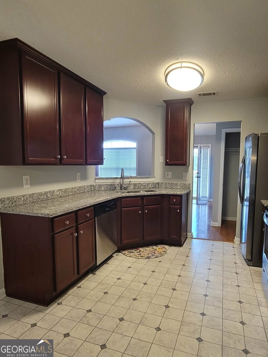 115 Sanders Walk McDonough - Photo 7