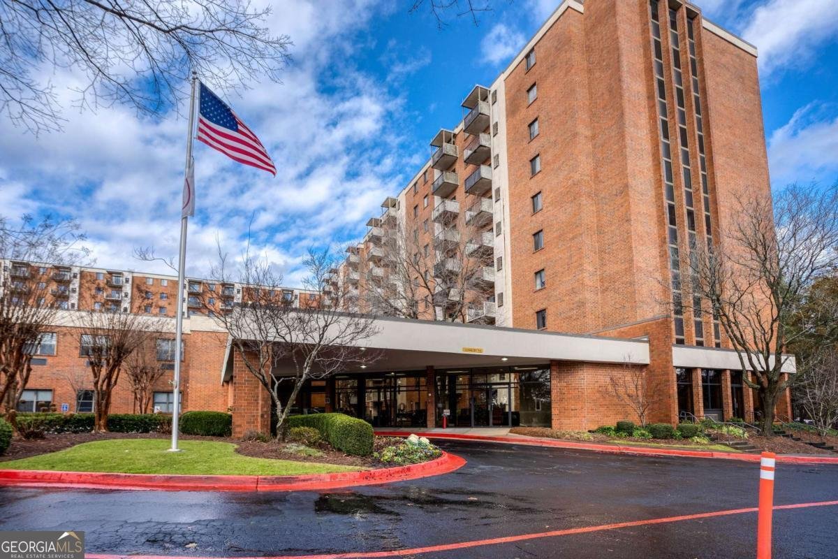 300 Johnson Ferry Road Atlanta - Photo 16