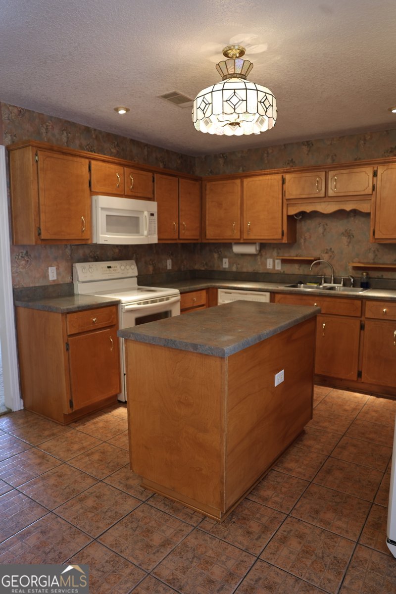 2410 Lee Street Brunswick - Photo 30