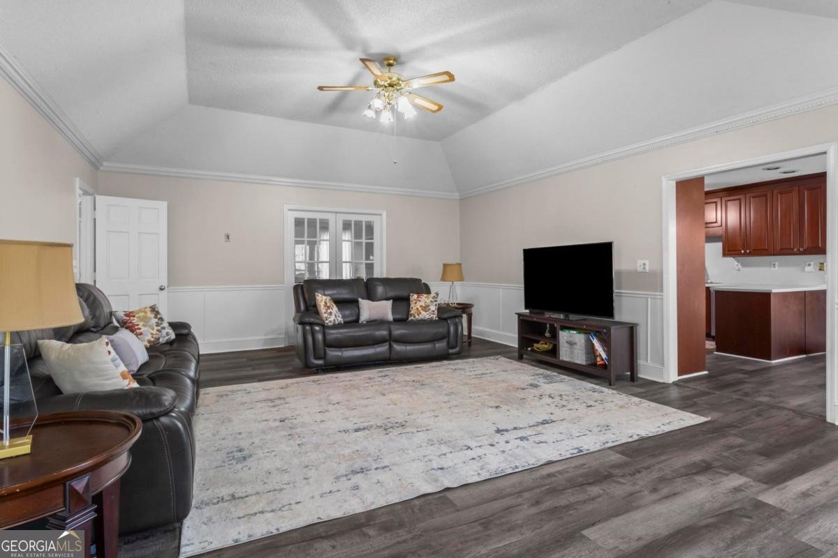 635 Edgecombe Stockbridge - Photo 9