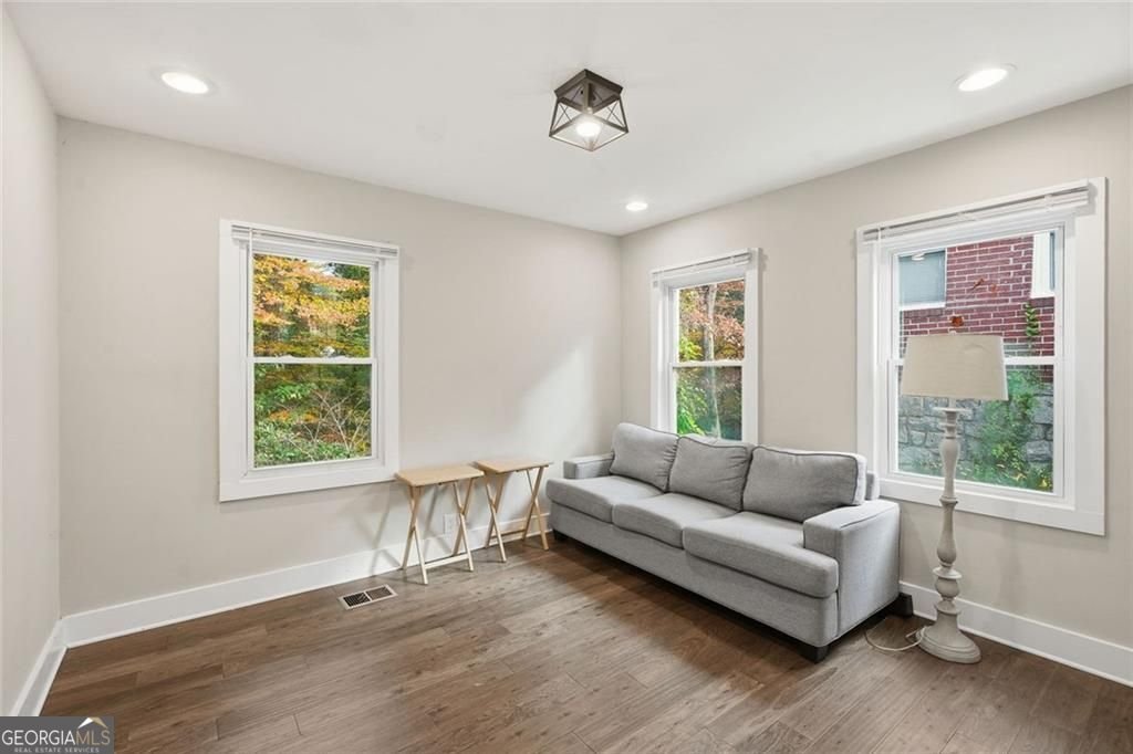 2025 Venetian Drive Atlanta - Photo 17