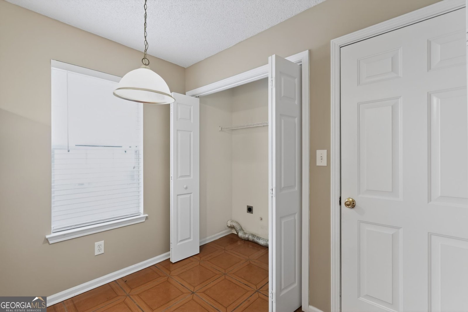 1523 Wembley Drive Douglasville - Photo 10