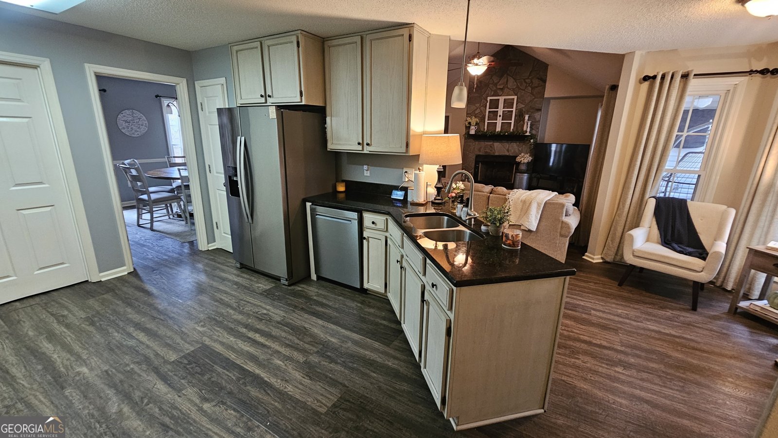 306 Lakeridge Court Macon - Photo 9