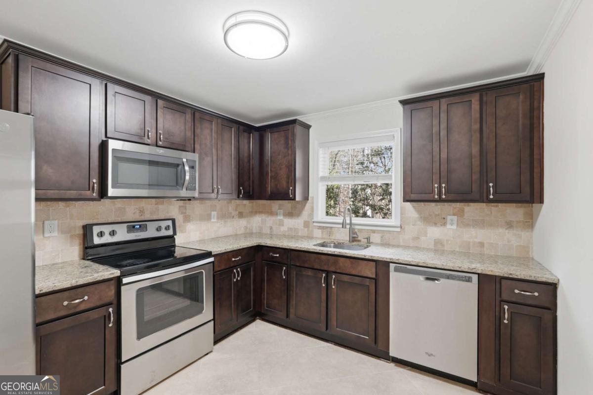 550 Pine Rock Trail Sugar Hill - Photo 32