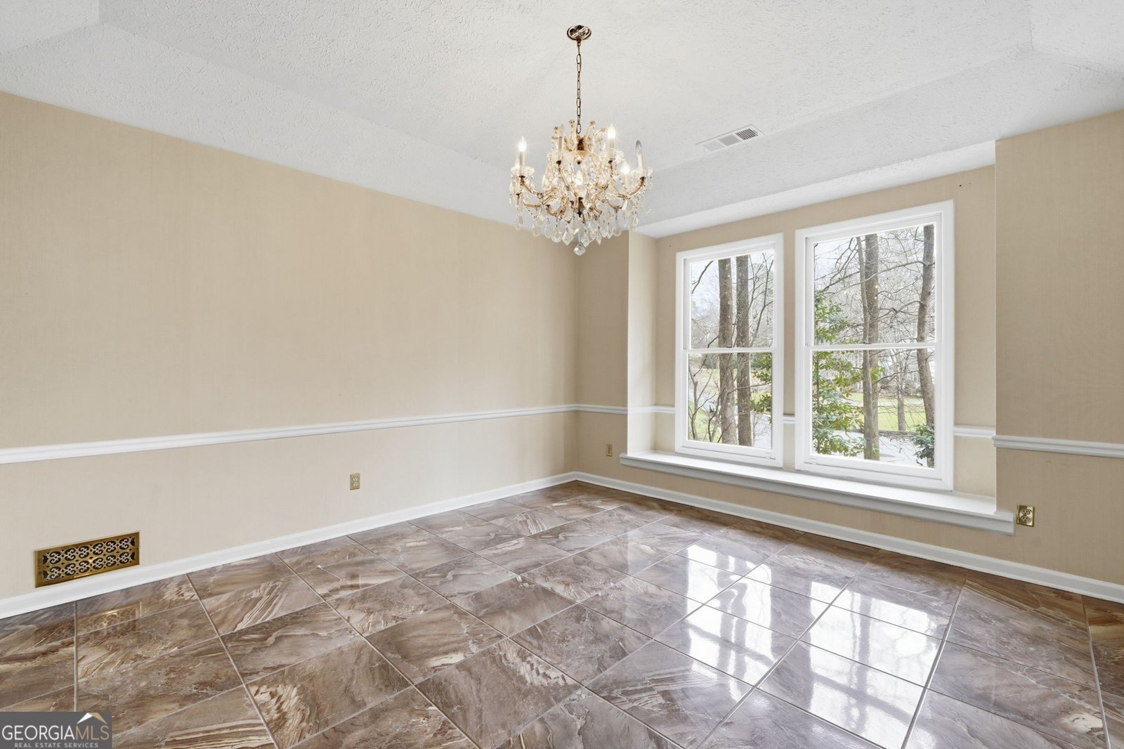 1130 Valley Ridge Court Marietta - Photo 9