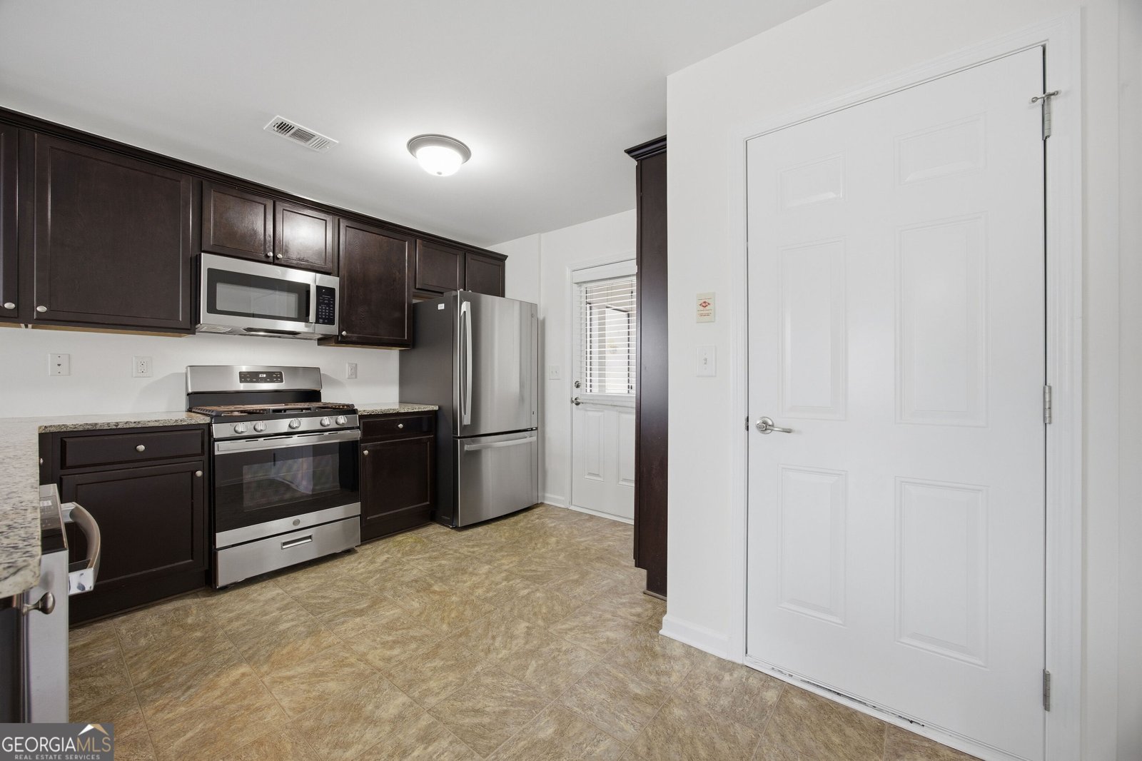 557 Cypher Drive Suwanee - Photo 6