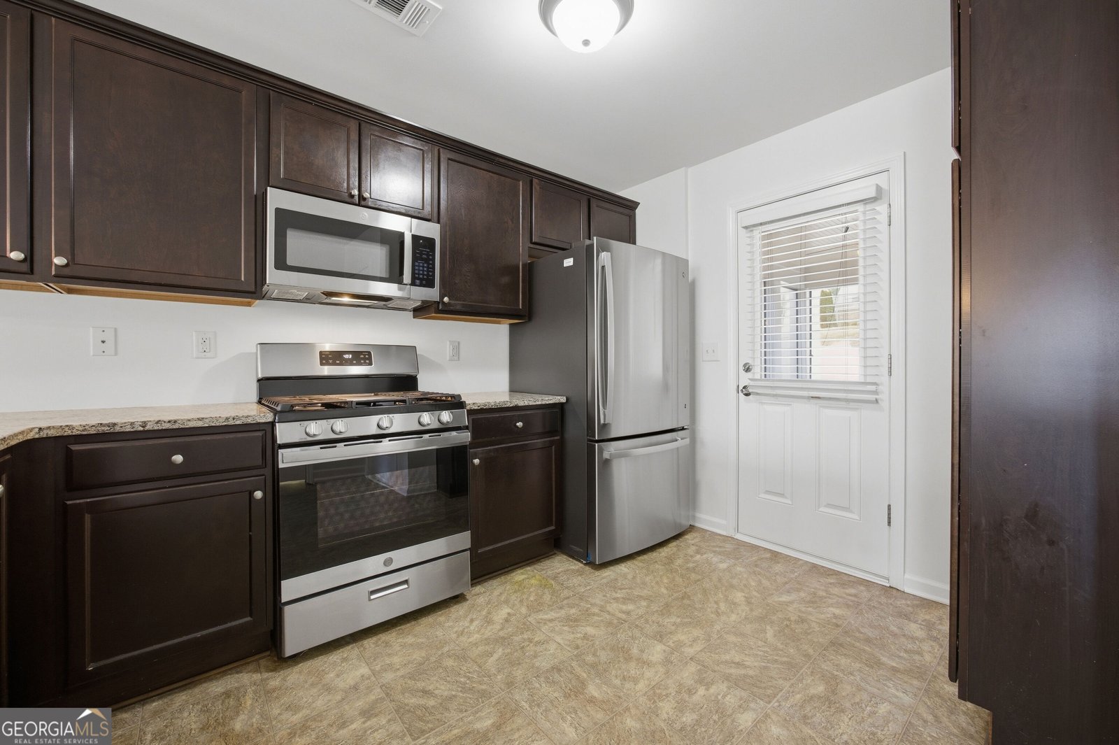 557 Cypher Drive Suwanee - Photo 7