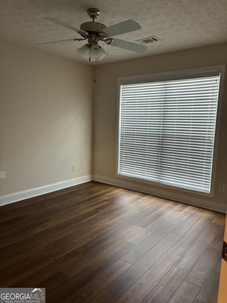 105 Watson Drive Hull - Photo 7