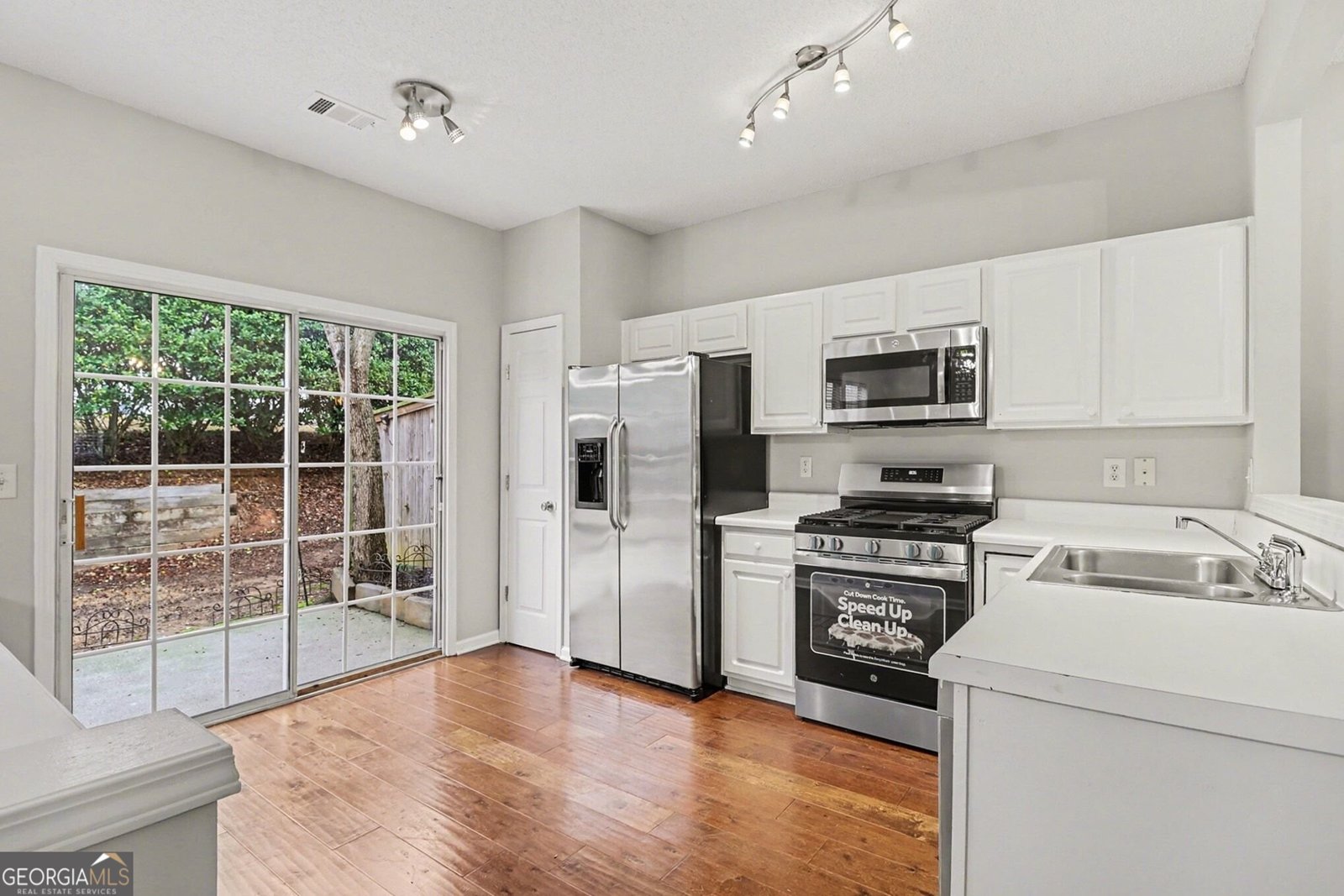 3142 Commonwealth Way Alpharetta - Photo 10