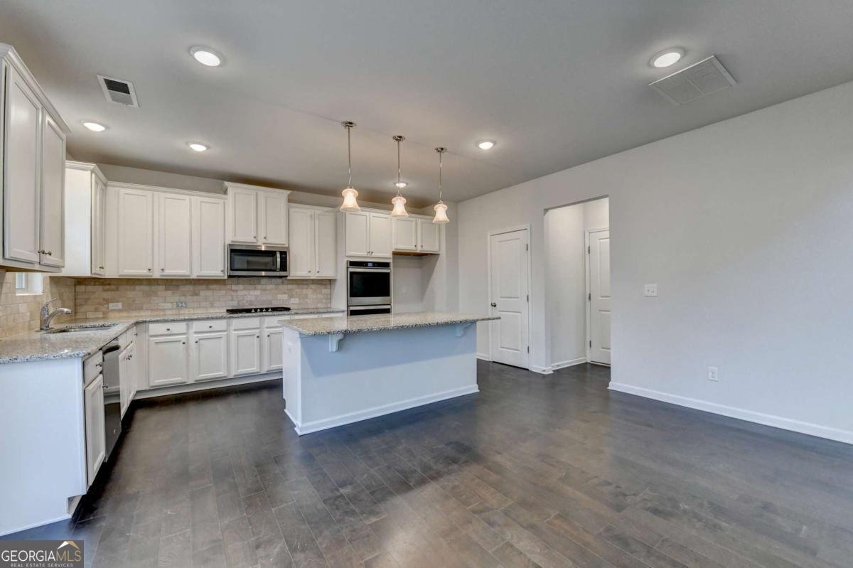 7410 Olivia View Court Cumming - Photo 18