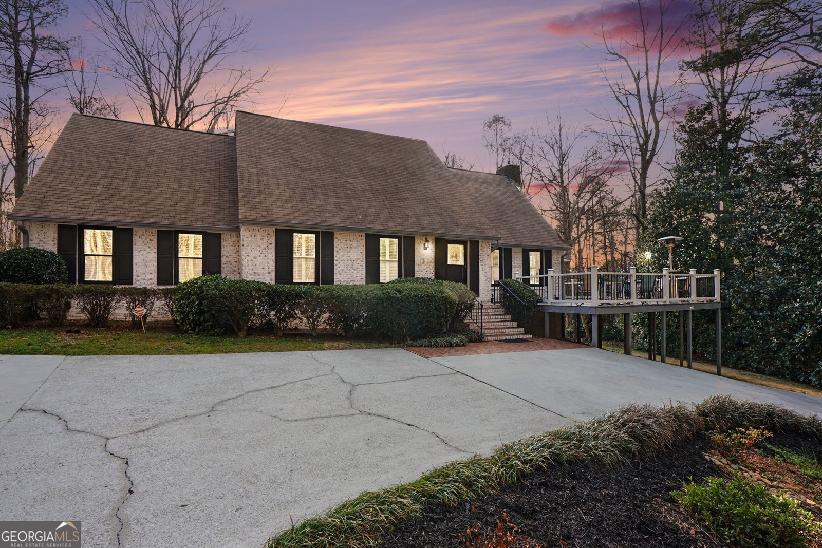 1445 Jay Court Snellville - Photo 1